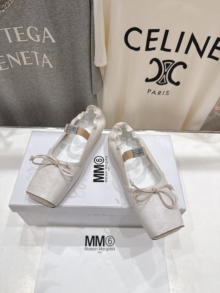 MM6 메종 마르지엘라 발레리나 슈즈 001-281458