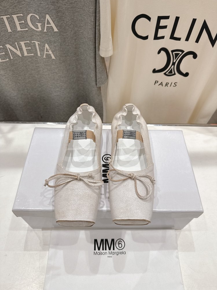 MM6 메종 마르지엘라 발레리나 슈즈 001-281458
