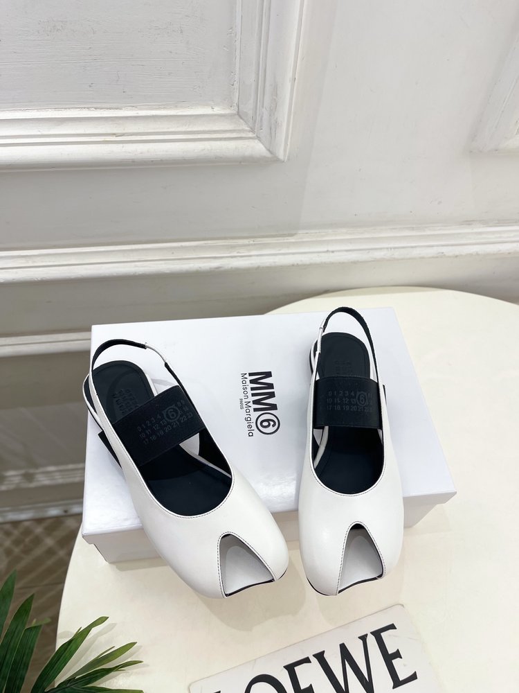 마르지엘라 레터링 스트랩 메리제인 플랫 샌들 001-281473