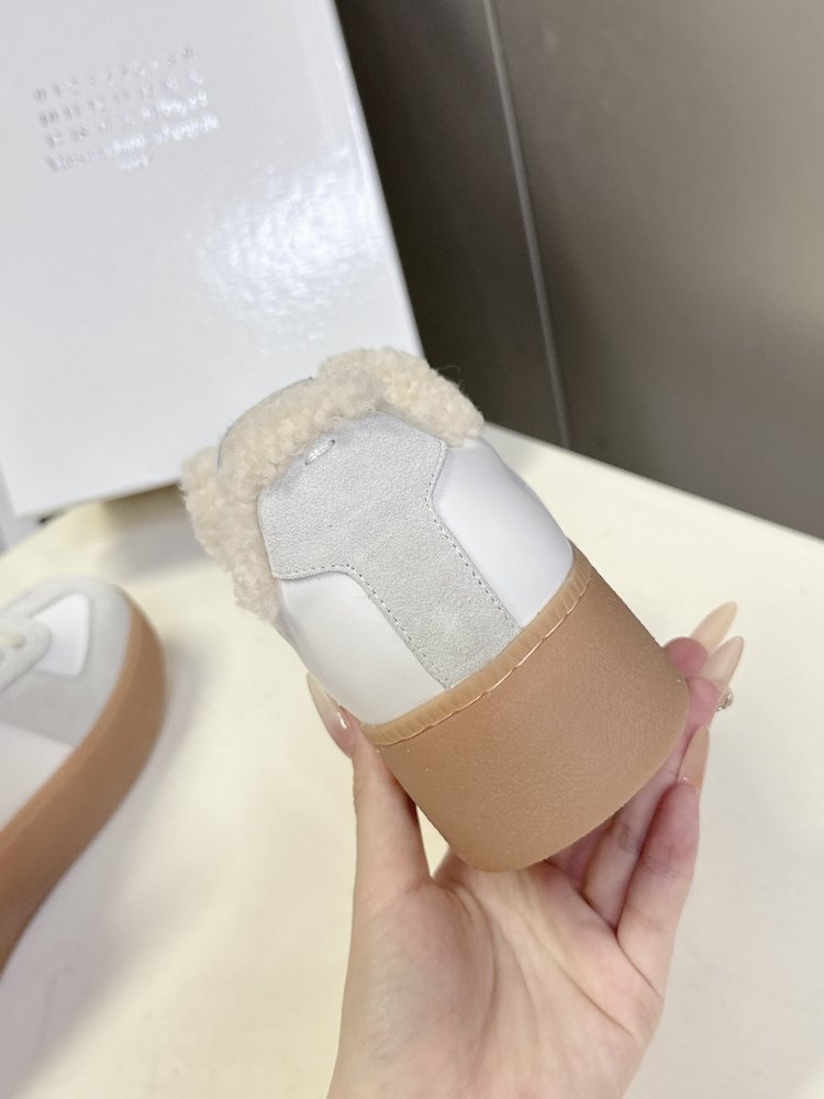 마지라 두꺼운 밑창 털 독일군 운동화 001-281480