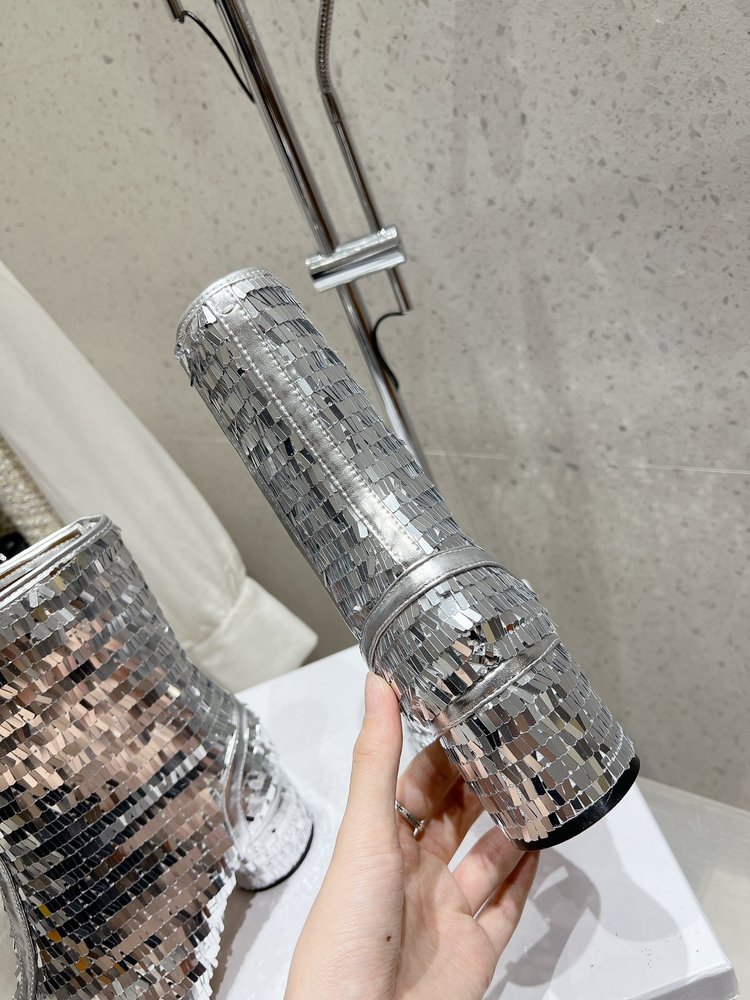 메종 마르지엘라 클래식 토 스플릿 숏부츠 001-281488