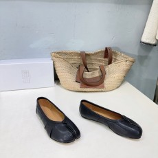 메종 마르지엘라 MM6 주름 플랫 메리제인 발레리나 타 001-281495