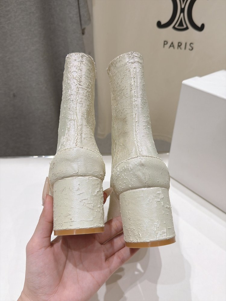 메종 마르지엘라 MM6 포인티드 토 하이힐 부츠 001-281509