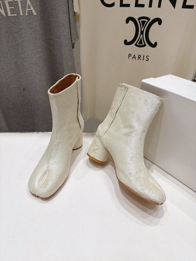 메종 마르지엘라 MM6 포인티드 토 하이힐 부츠 001-281509