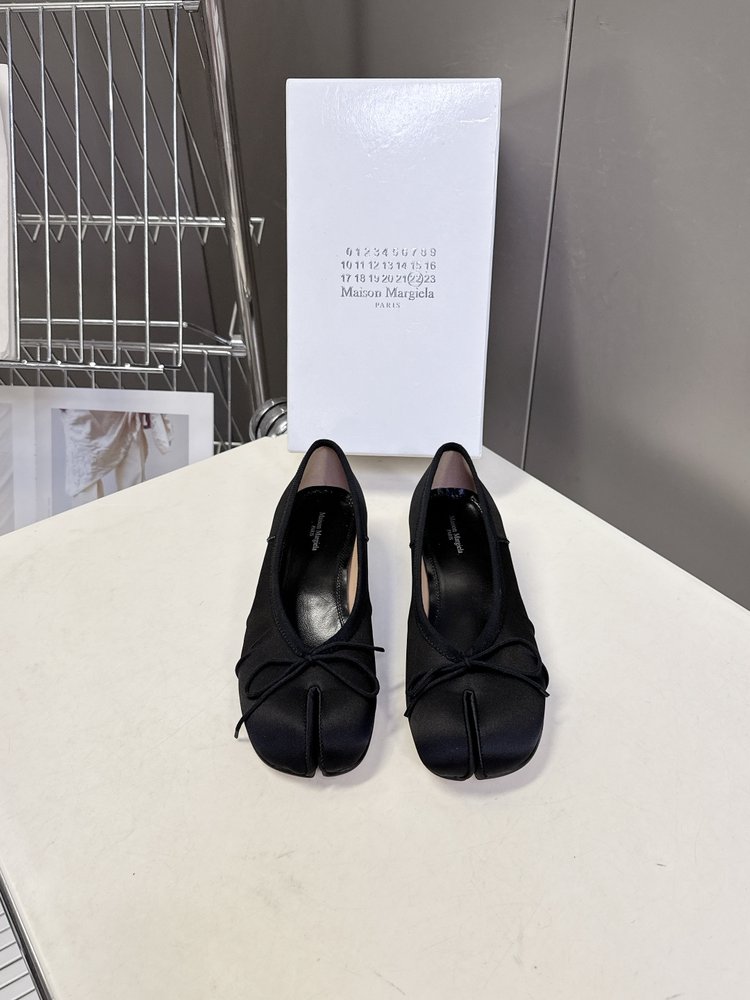메종 마르지엘라 타비 새틴 발레리나 플랫슈즈 001-281514