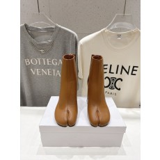 메종 마르지엘라 MM6 포크토 굽 앵클부츠 001-281533