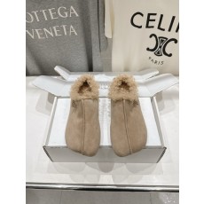 메종 마르지엘라 MM6 털 슬리퍼 001-281543