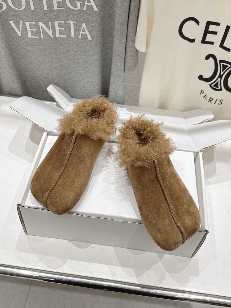 메종 마르지엘라 MM6 겨울 신상 퍼 슬리퍼 001-281544