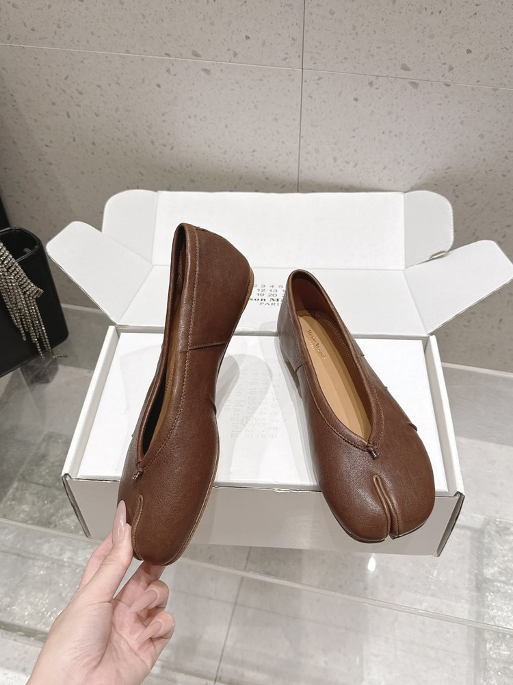 메종 마르지엘라 MM6 타비 발레리나 플랫슈즈 001-281556