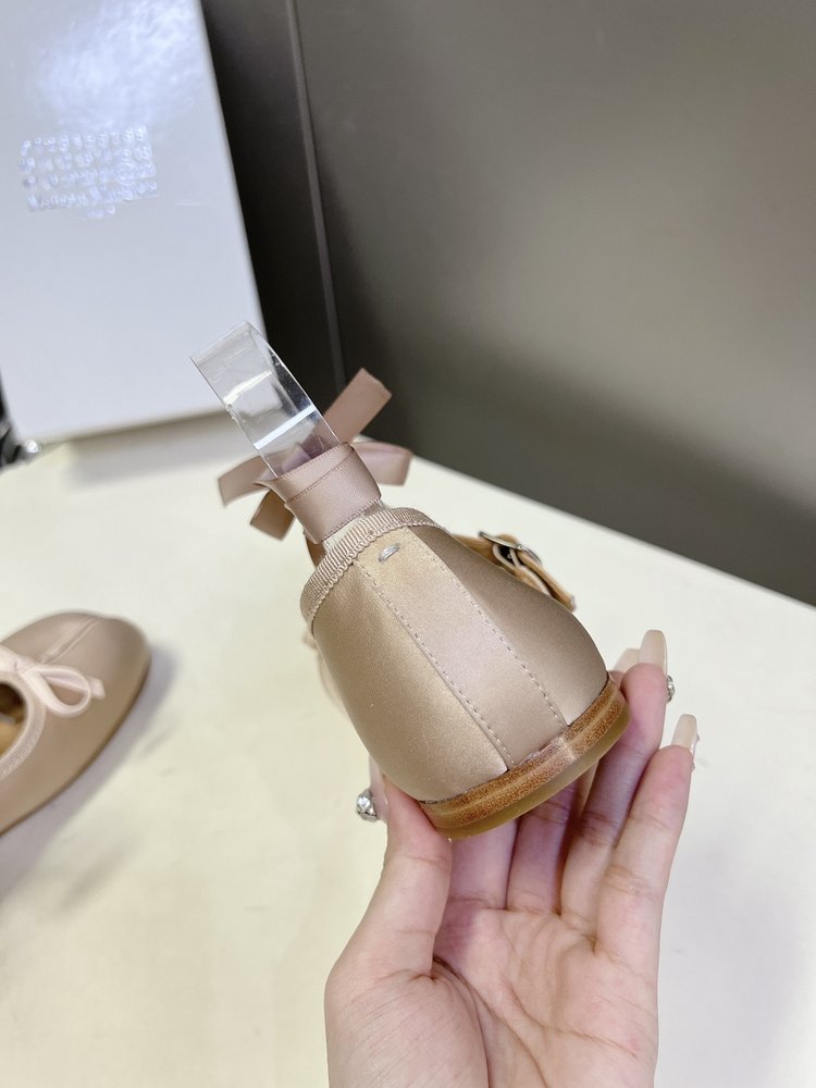 메종 마르지엘라 새틴 발레리나 플랫슈즈 001-281561