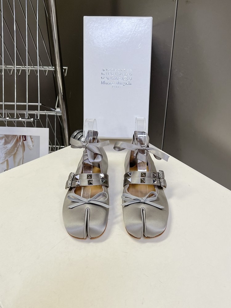 메종 마르지엘라 타비 새틴 발레리나 플랫슈즈 001-281564