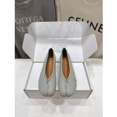 MM6 마르지엘라 발레리나 분할코 슈즈 001-281573