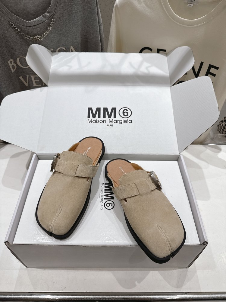 하이버전 마르지엘라 발가락 분리 버켄 반슬리퍼 001-281595
