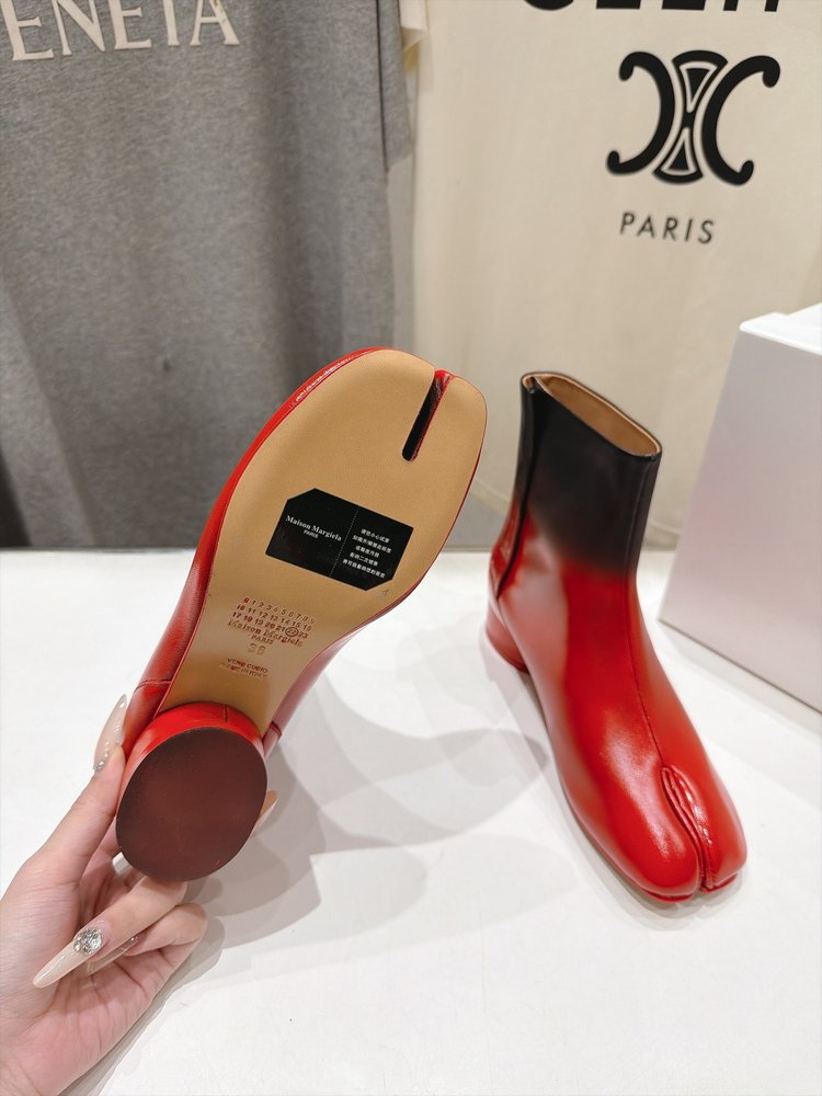 하이버전 마르지엘라 발가락 분리 부츠 하이힐 숏부츠 001-281605