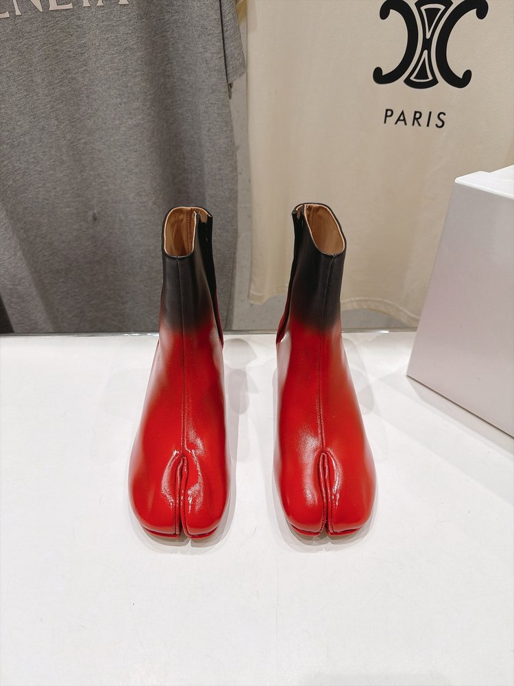 하이버전 마르지엘라 발가락 분리 부츠 하이힐 숏부츠 001-281605