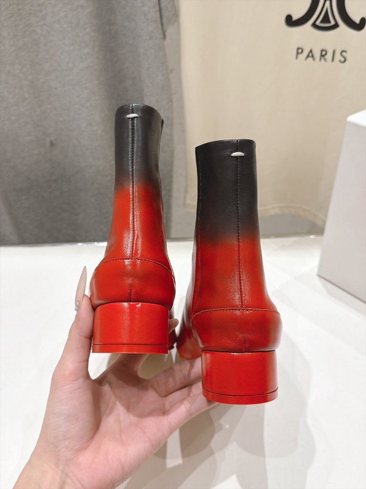 하이버전 마르지엘라 발가락 분리 부츠 하이힐 숏부츠 001-281605