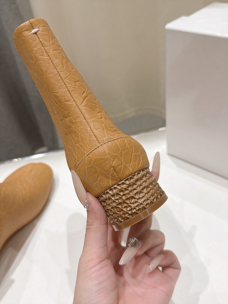 메종마르지엘라 MM6 포크힐 앵클부츠 하이버전 001-281608