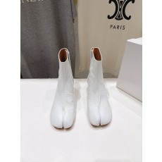 MM6 메종 마르지엘라 하이버전 토 스플릿 하이힐 부츠 001-281609