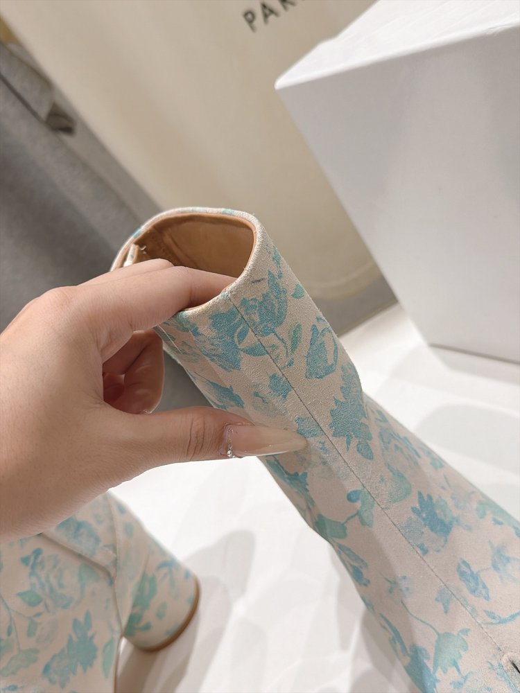 메종 마르지엘라 MM6 하이힐 스플릿토 부츠 그레이 하 001-281624