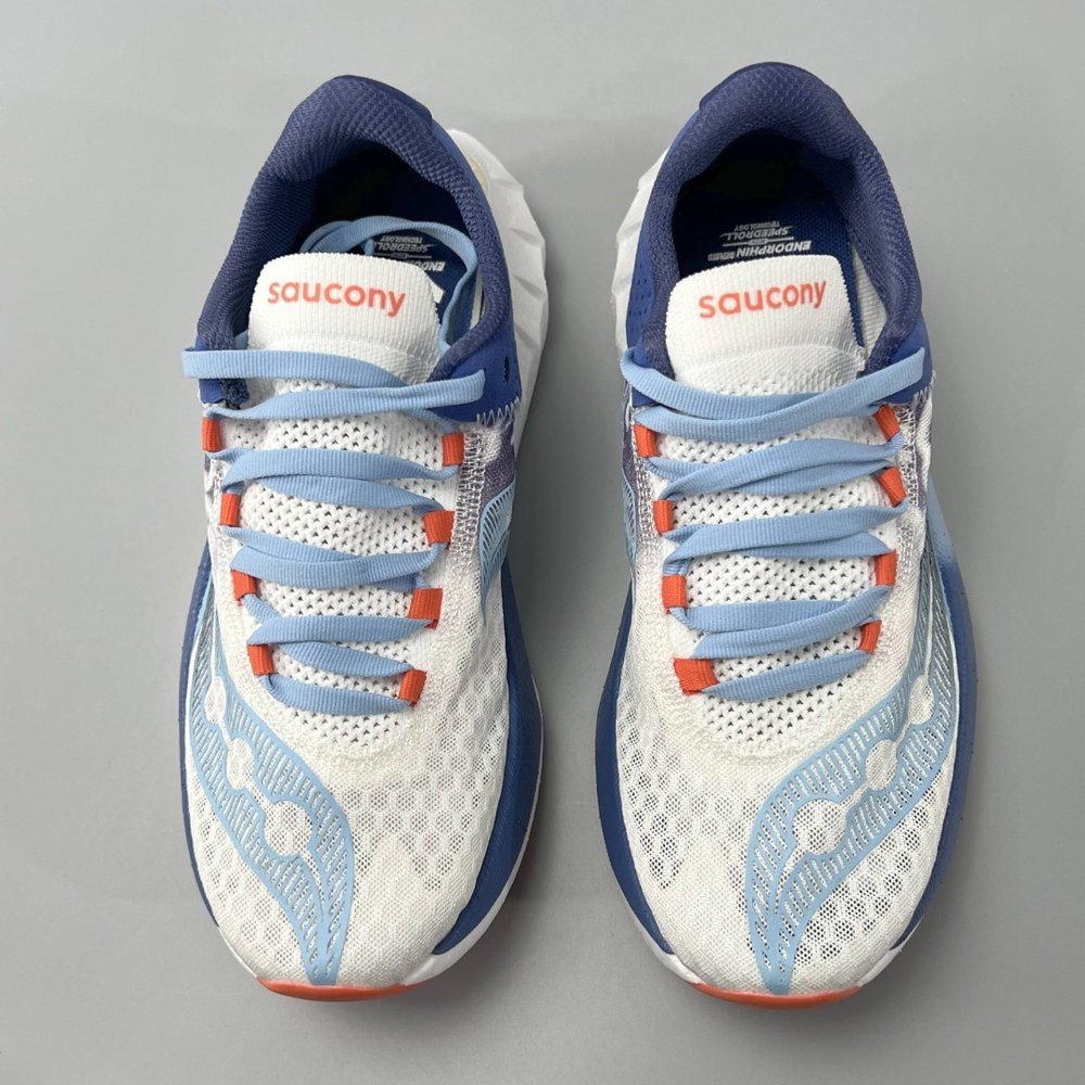Saucony Endorphin Pro 4 카본 러닝화 001-281658