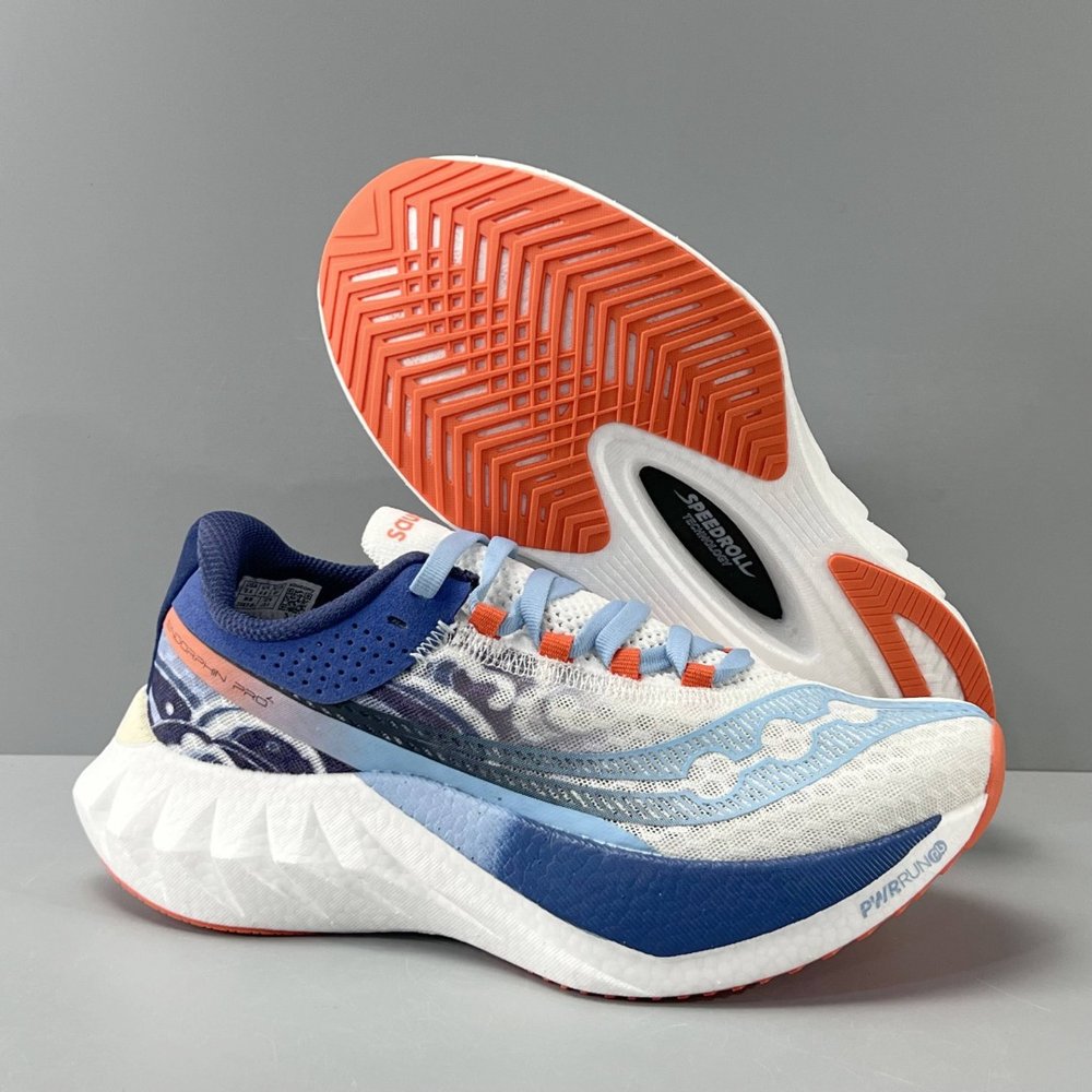 Saucony Endorphin Pro 4 카본 러닝화 001-281658