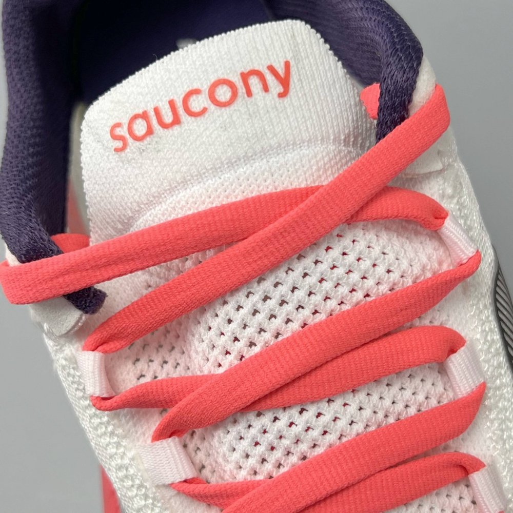 Saucony Endorphin Pro 4 TX 버전 001-281661