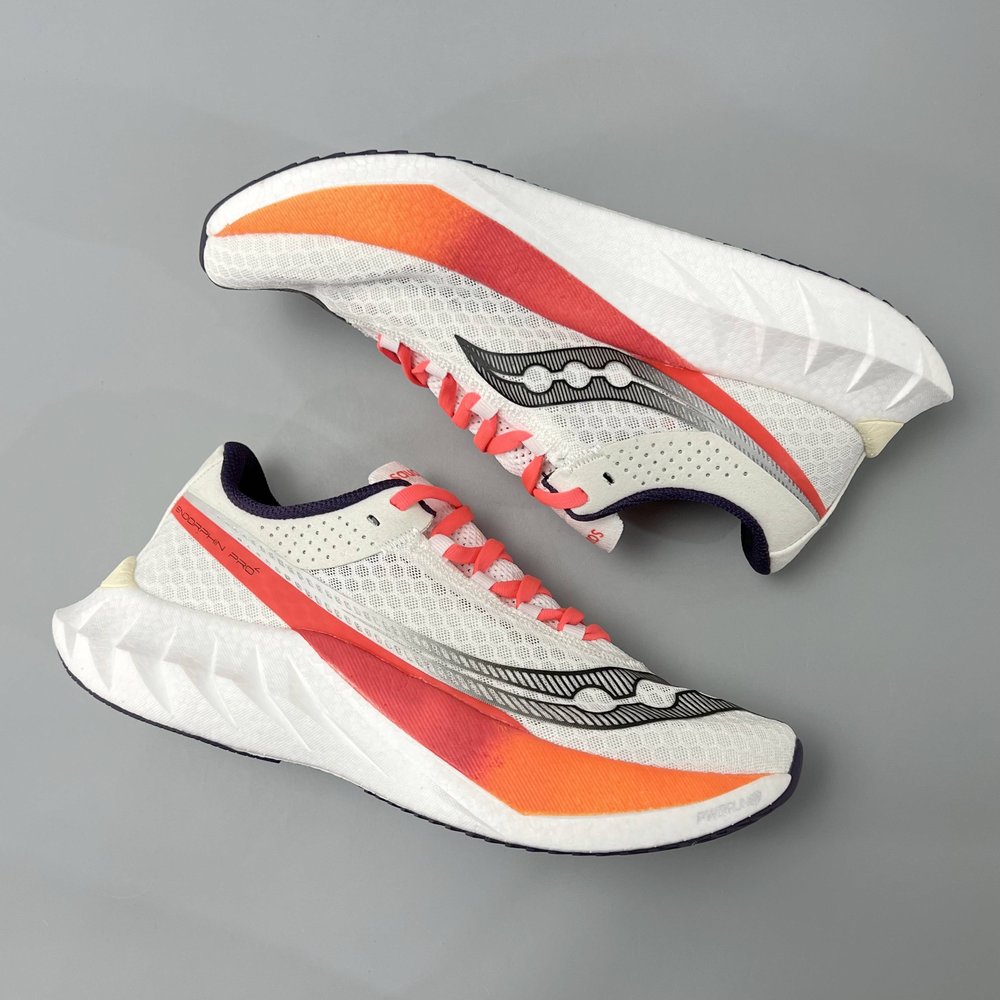 Saucony Endorphin Pro 4 TX 버전 001-281661