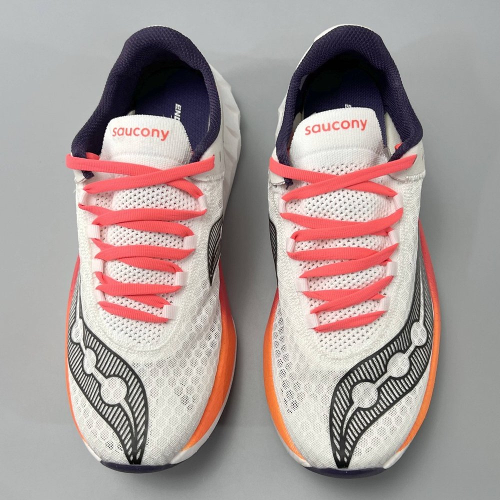 Saucony Endorphin Pro 4 TX 버전 001-281661