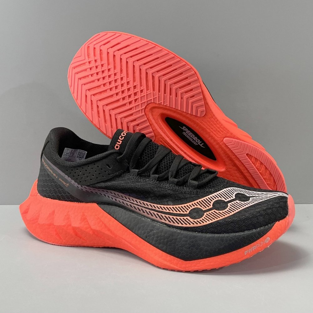 Saucony Endorphin Pro 4 카본 런닝화 001-281674