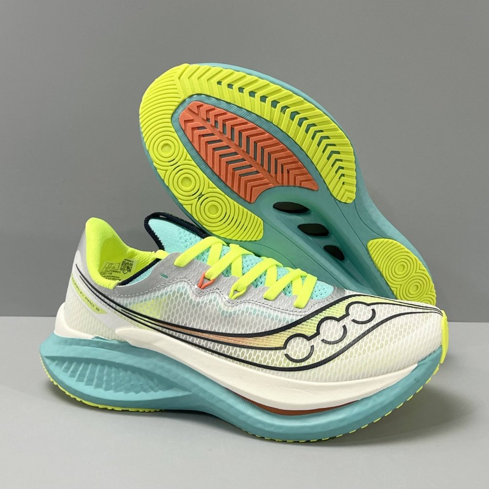 Saucony Endorphin Pro 5 분지 카본 001-281680