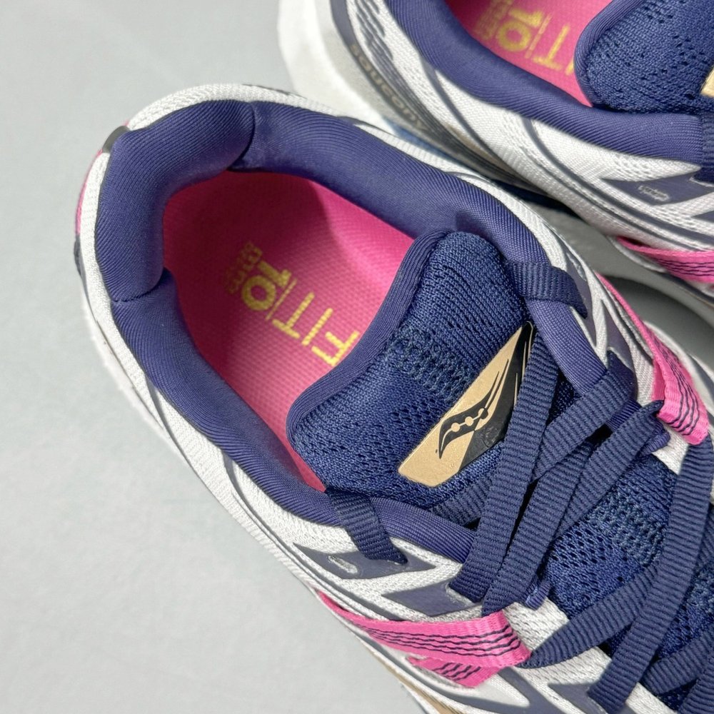 Saucony Triumph 20 LG 버전 운동 러닝 001-281682
