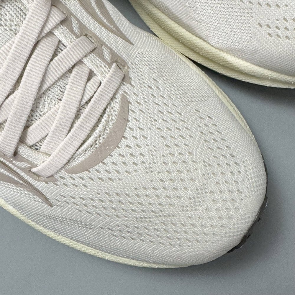 LG 버전 Saucony Triumph 20 러닝화 001-281683