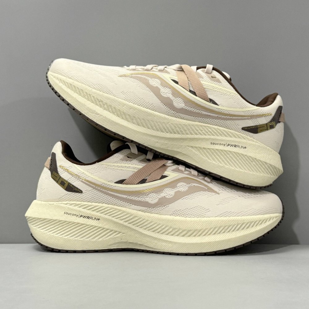 LG 버전 Saucony Triumph 20 러닝화 001-281683