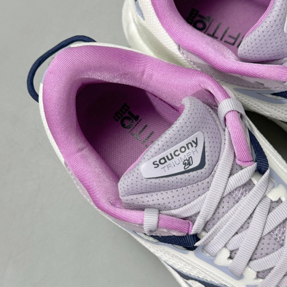 Saucony Triumph 21 LG 버전 러닝화 001-281693