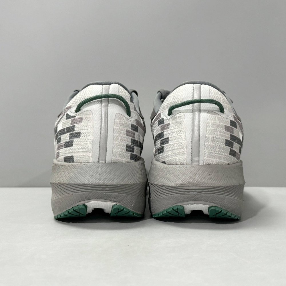 Saucony Triumph 21 LG버전 러닝화 001-281697