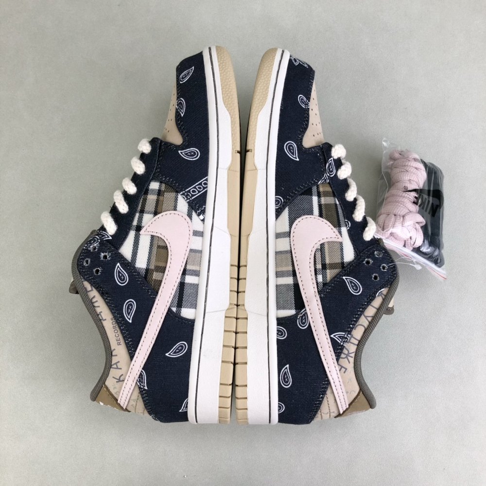 Travis Scott x Nike SB Dunk Lo 001-281795