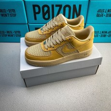 정품 버전 Nike Air Force 1 로우탑 스니커 001-281821