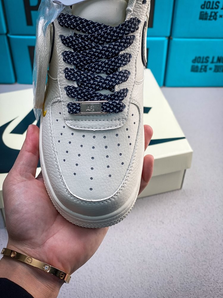 컴퍼니급 Nike Air Force 1 로우 운동화 001-281837