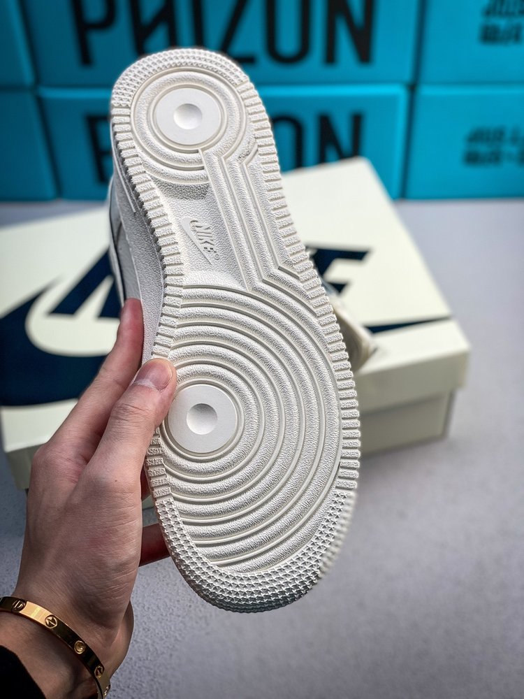 컴퍼니급 Nike Air Force 1 로우 운동화 001-281837