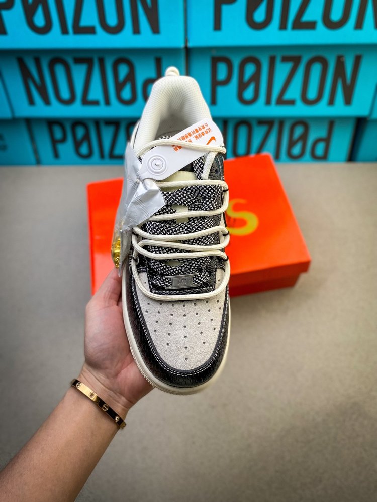 컴퍼니급 Nike 에어포스1 로우 Supreme 콜라보 001-281881