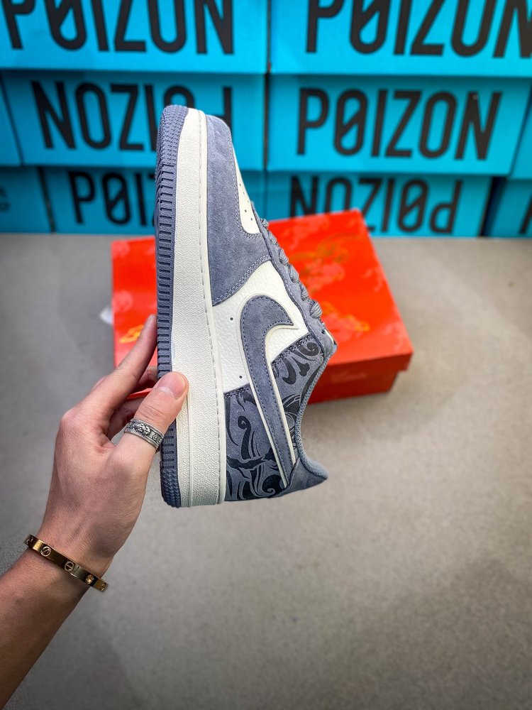 Nike Air Force 1 로우 한정판(말의 해) 001-281891