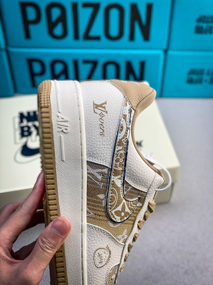 Nike Air Force 1 로우 캐주얼 스니커즈 ( 001-281914