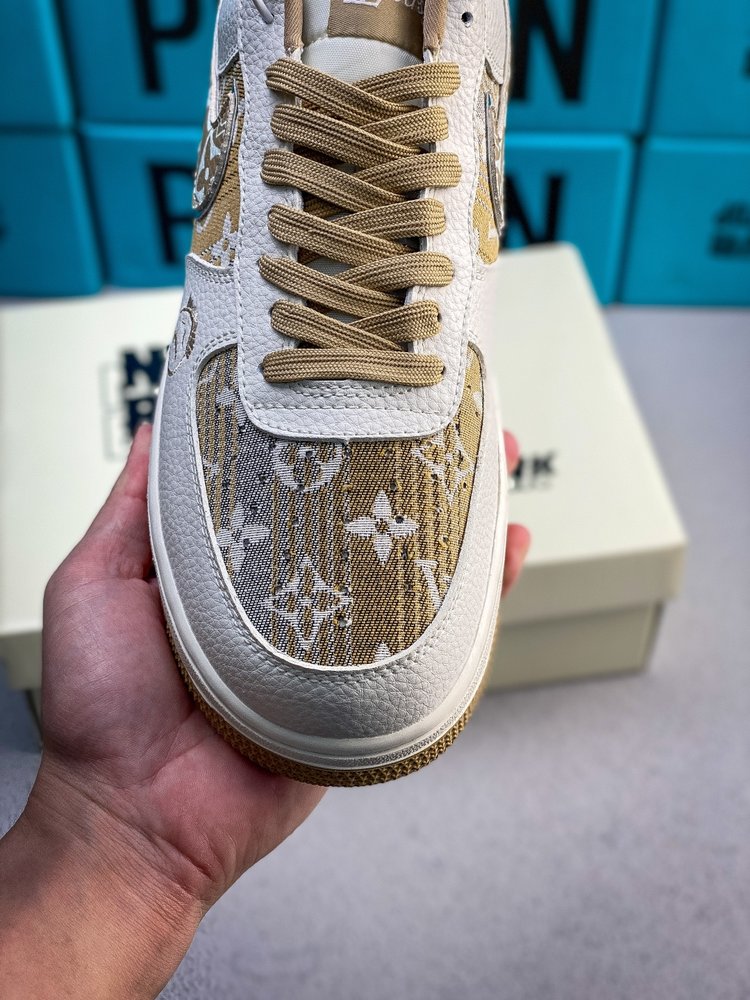 Nike Air Force 1 로우 캐주얼 스니커즈 ( 001-281914