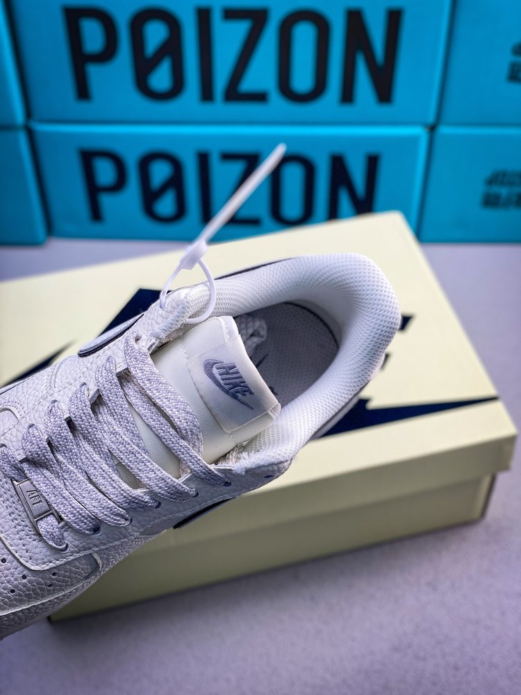 나이키 에어포스 1 로우 탑 캐주얼 스니커즈 001-281924