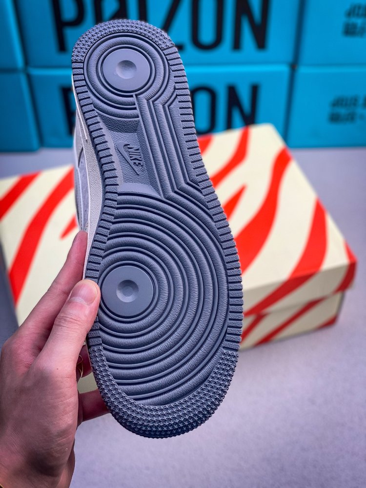 회사급 Nike Air Force 1 '07 로우 '말 001-281985