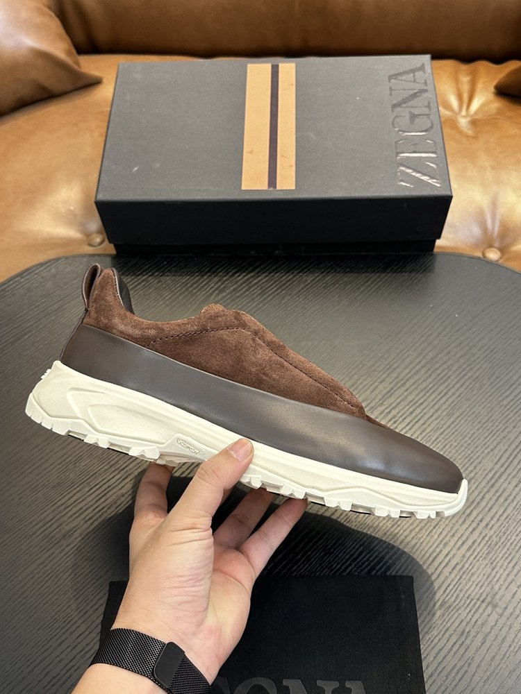 ZEGNA 남성 스웨이드 트리플스티치 럭셔리 캐주얼화 001-282138