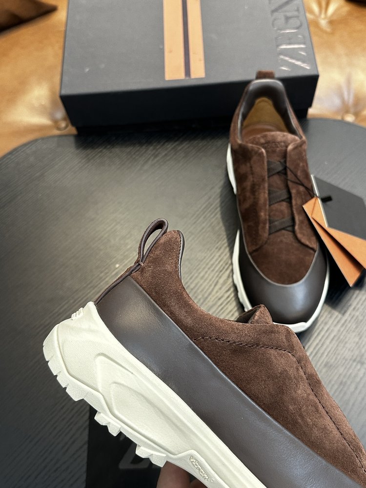 ZEGNA 남성 스웨이드 트리플스티치 럭셔리 캐주얼화 001-282138