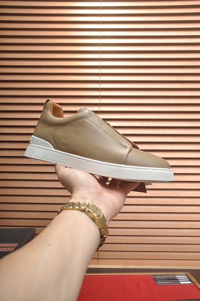제냐 남성 스웨이드 Triple Stitch Monte 001-282146