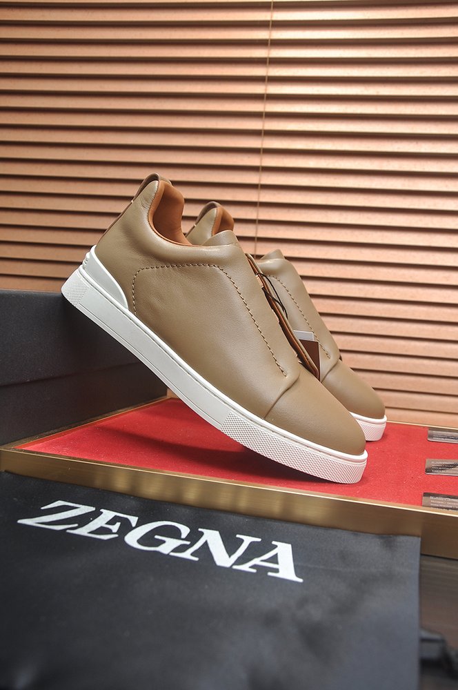 제냐 남성 스웨이드 Triple Stitch Monte 001-282146