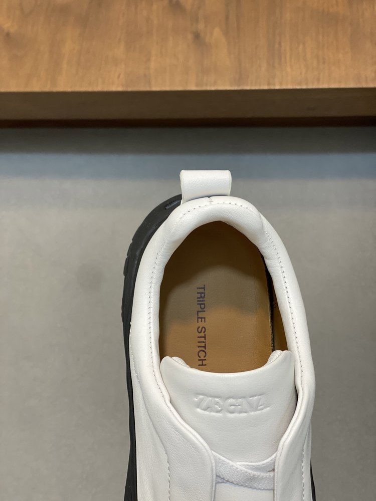 ZEGNA 남성 스웨이드 트리플 스티치 몬테 캐주얼 슈 001-282152